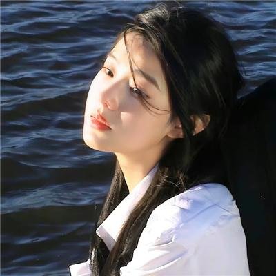 夏天19岁的肖像